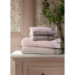 PROWANSALSKI ZESTAW RĘCZNIKÓW Z FALBANĄ Sogno BEIGE Beż 2 szt Blanc MariClo'