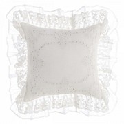 PODUSZKA Z FALBANĄ I HAFTEM DENTELLE White Blanc MariClo'