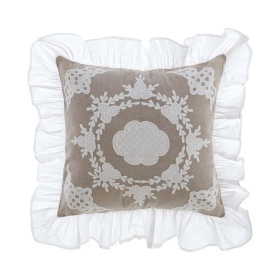 PROWANSALSKA PODUSZKA Z FALBANĄ I HAFTEM BREZZA DI SANGALLO Blanc MariClo'
